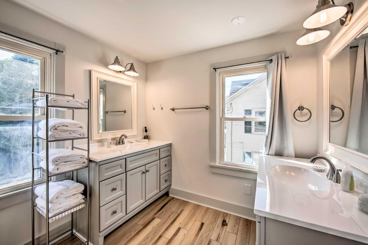 Holiday home Updated About 8 Mi To Dtwn Lancaster! *